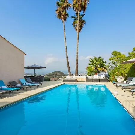 Cannes Mandelieu Lovely 6-bed Villa
